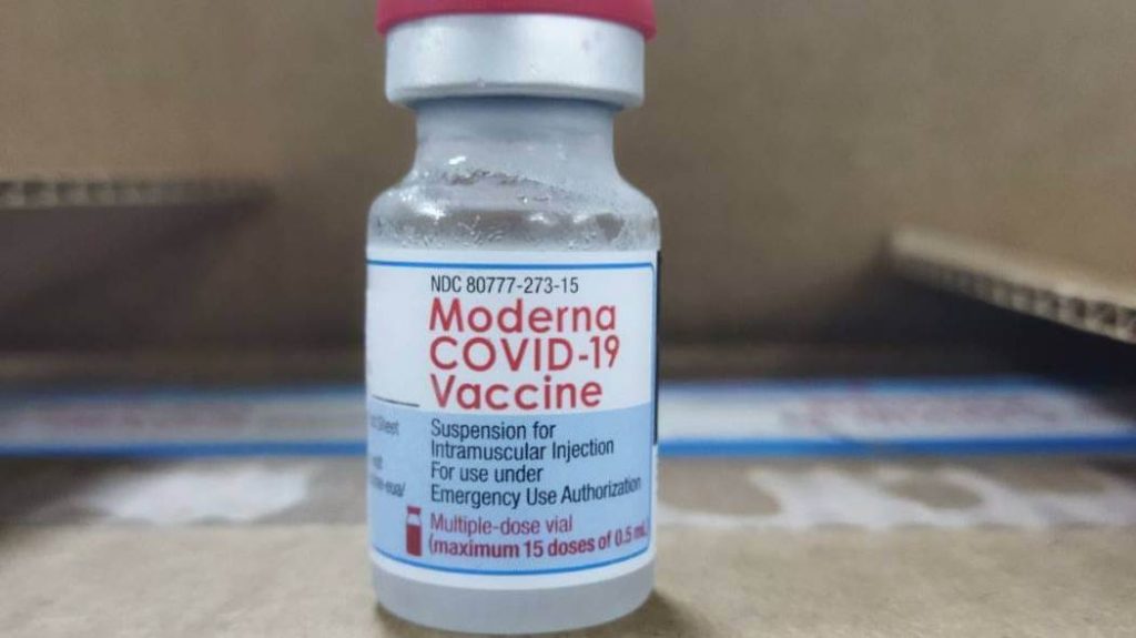 Imagen noticia no existencia de vacunas Pfizer y Moderna