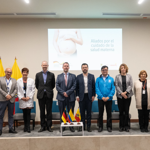 Bogotá recibió donación de gobierno Alemán en equipos médicos para red distrital