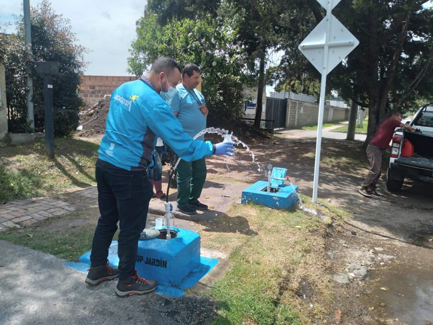 El agua en Bogotá es potable y segura para su consumo