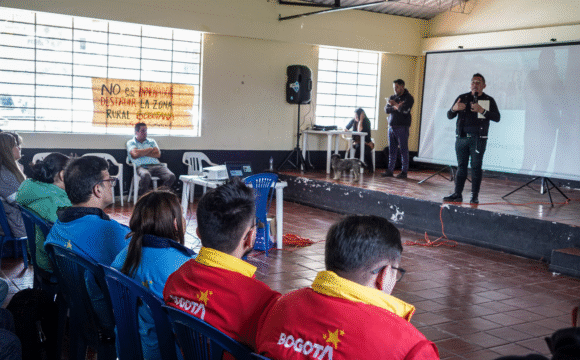 Sector Salud reafirma su compromiso con la comunidad de Mochuelo Alto​​