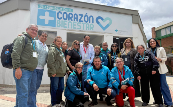El diálogo con la comunidad aporta a una mejor atención en salud
