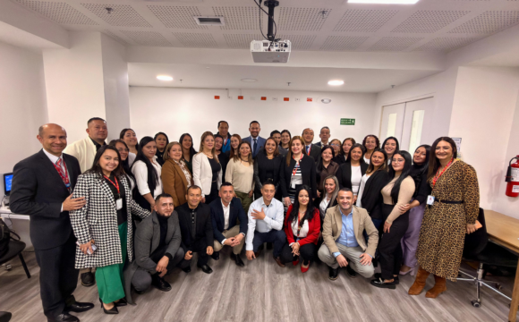 29 funcionarios asumieron nuevos cargos en la Subred Sur