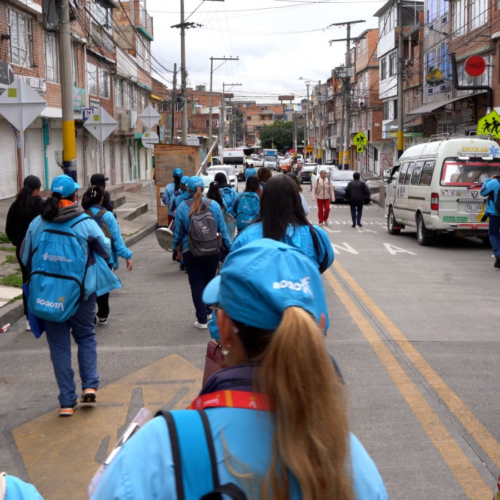 Bogotá lleva servicios de salud a personas que ejercen actividades sexuales pagadas​​