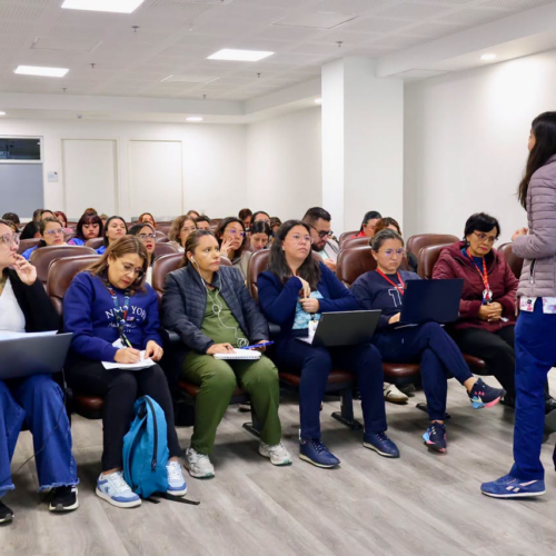 Articulamos esfuerzos para acercar las rutas de atención a la comunidad de Usme. Articulamos esfuerzos para acercar las rutas de atención a la comunidad de Usme.