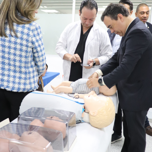 La Subred Integrada de Servicios de Salud Sur Occidente E.S.E. inauguró el Centro de Simulación Clínica del Hospital Pediátrico Tintal, el primer espacio de su tipo en un hospital público del Distrito La Subred Integrada de Servicios de Salud Sur Occidente E.S.E. inauguró el Centro de Simulación Clínica del Hospital Pediátrico Tintal, el primer espacio de su tipo en un hospital público del Distrito