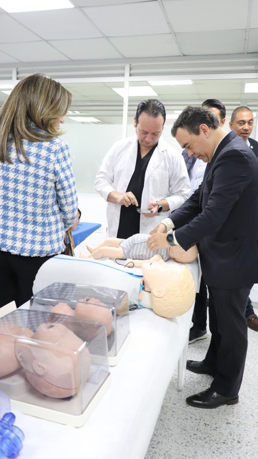 La Subred Integrada de Servicios de Salud Sur Occidente E.S.E. inauguró el Centro de Simulación Clínica del Hospital Pediátrico Tintal, el primer espacio de su tipo en un hospital público del Distrito La Subred Integrada de Servicios de Salud Sur Occidente E.S.E. inauguró el Centro de Simulación Clínica del Hospital Pediátrico Tintal, el primer espacio de su tipo en un hospital público del Distrito
